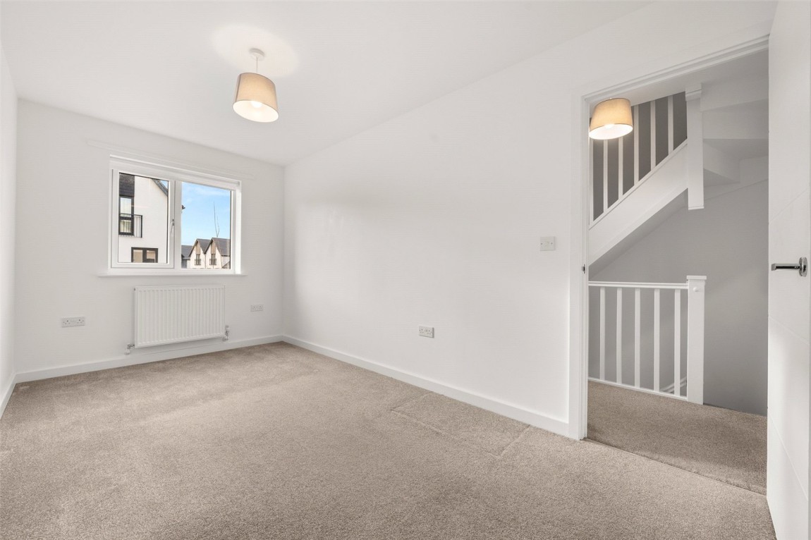 Images for Bucklers Park, Crowthorne