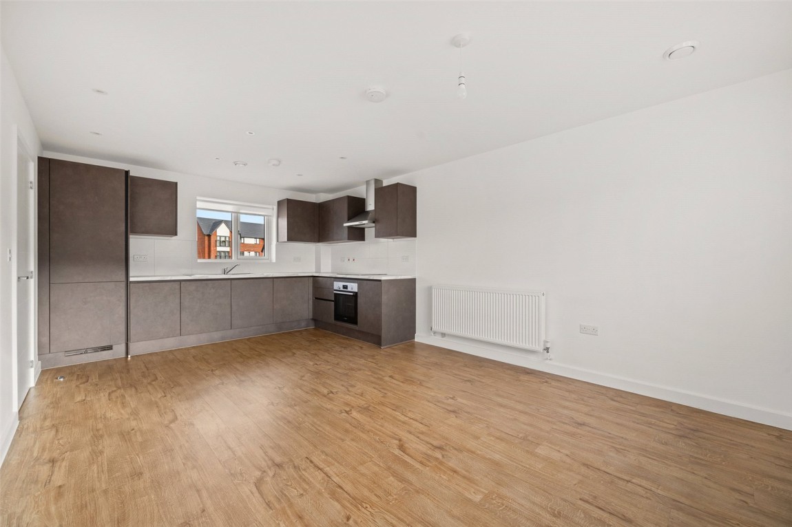 Images for Bucklers Park, Crowthorne