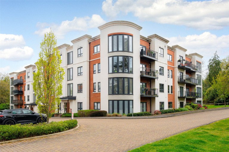 View Full Details for Binfield, Bracknell, Berkshire