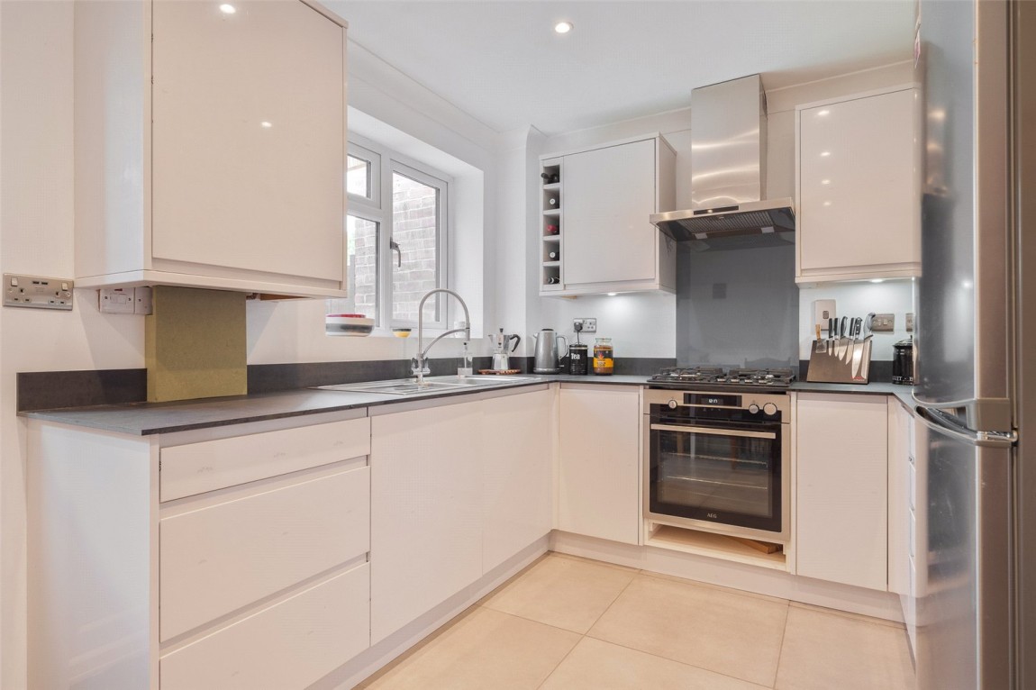 Images for College Town, Sandhurst, Berkshire