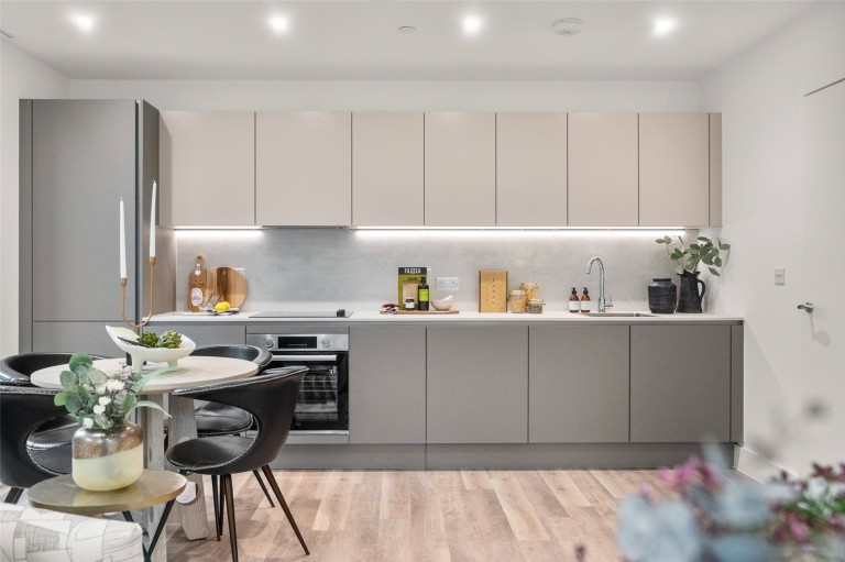 View Full Details for Wellington Road, Wokingham, Berkshire