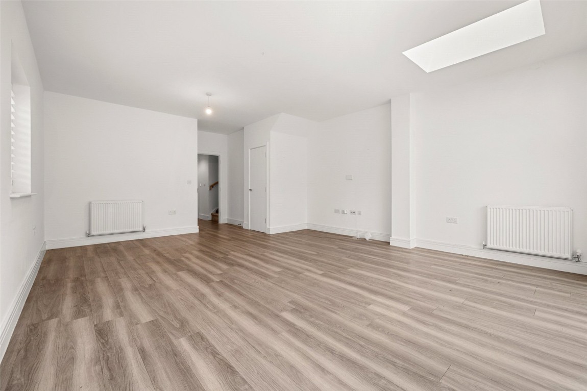 Images for Crowthorne, Berkshire