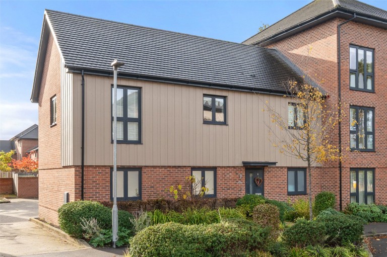 View Full Details for Crowthorne, Berkshire