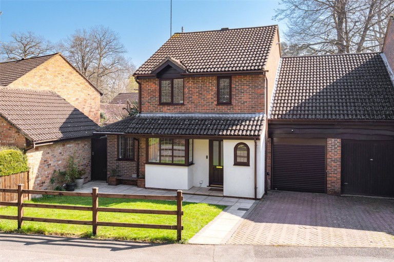 View Full Details for Crowthorne, Berkshire