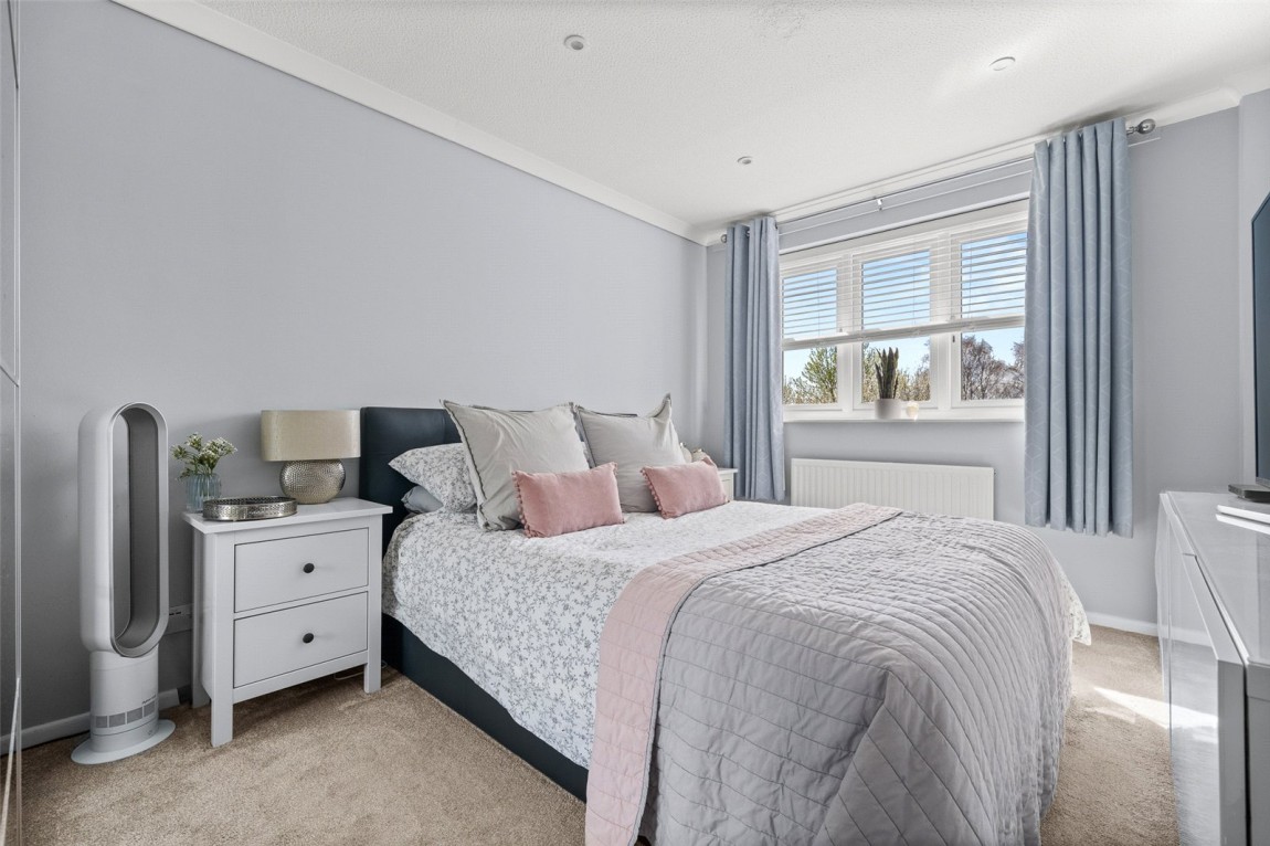 Images for College Town, Sandhurst, Berkshire