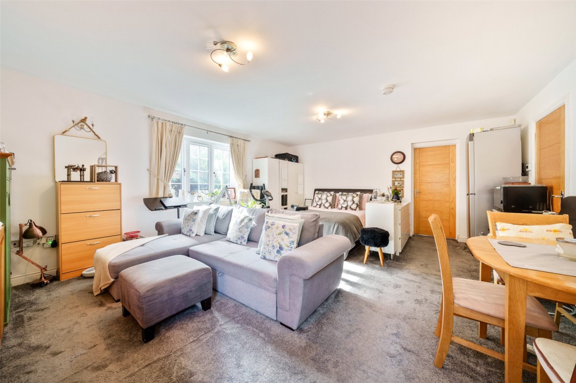 Images for Finchampstead, Wokingham, Berkshire