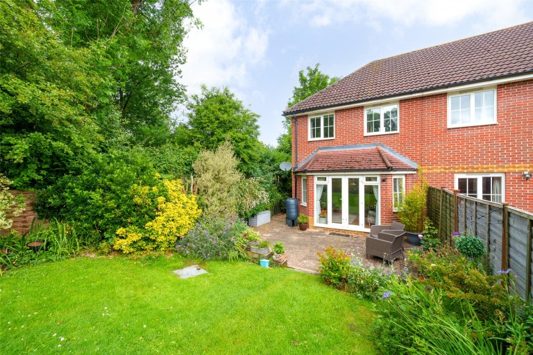 View Full Details for Three Mile Cross, Reading, Wokingham