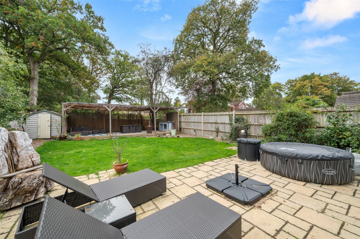 Images for Finchampstead, Wokingham, Berkshire