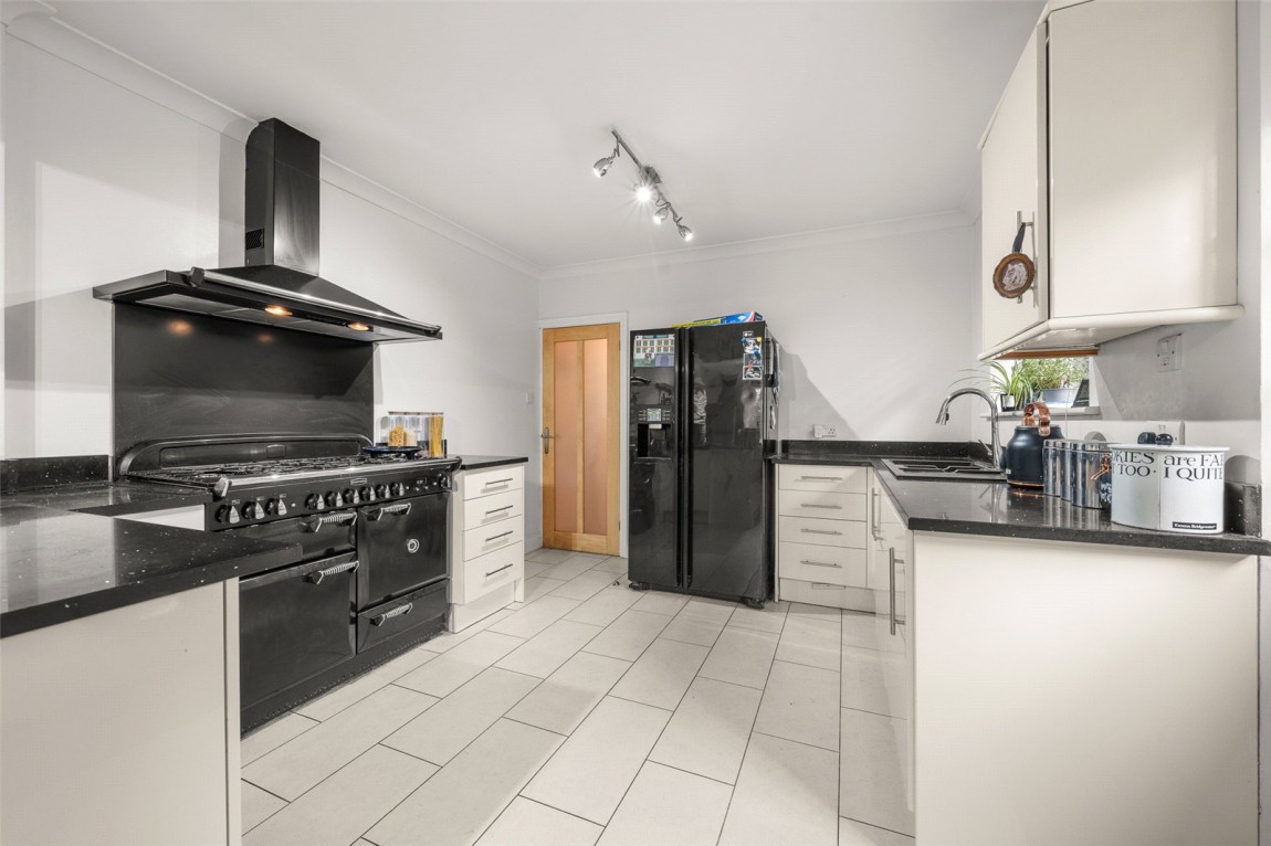 Images for Finchampstead, Wokingham, Berkshire