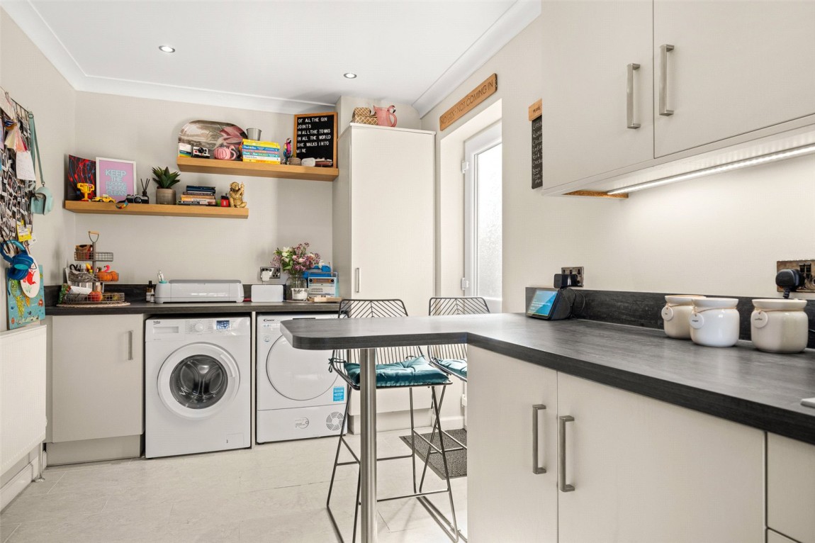 Images for College Town, Sandhurst, Berkshire
