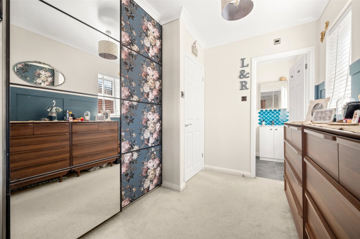 Images for College Town, Sandhurst, Berkshire