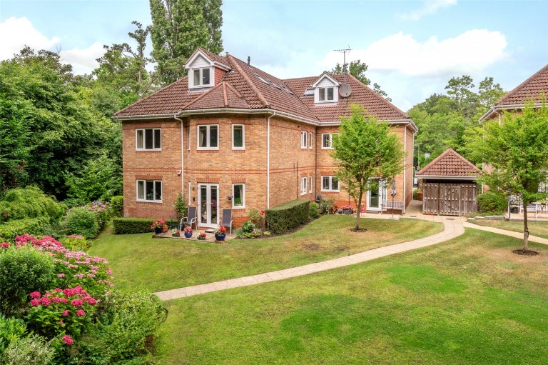 View Full Details for Crowthorne, Berkshire