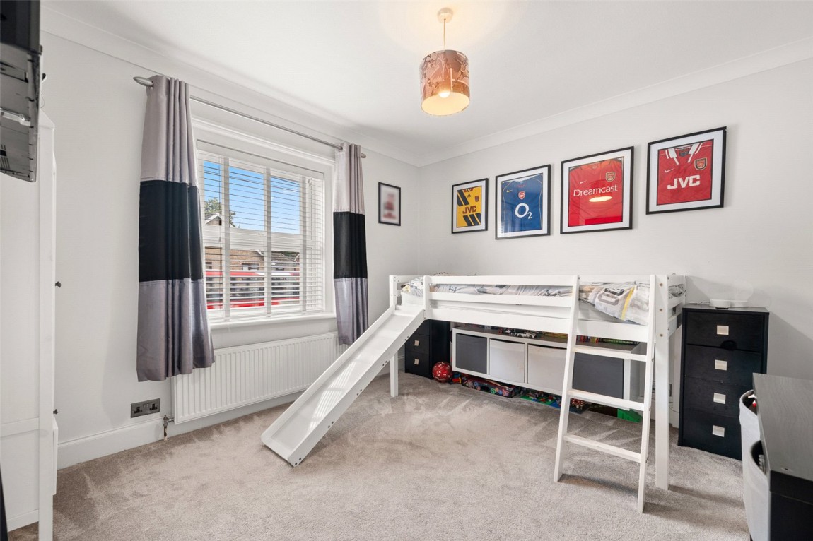 Images for College Town, Sandhurst, Berkshire