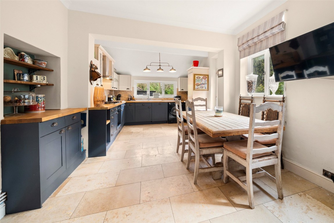 Images for College Town, Sandhurst, Berkshire