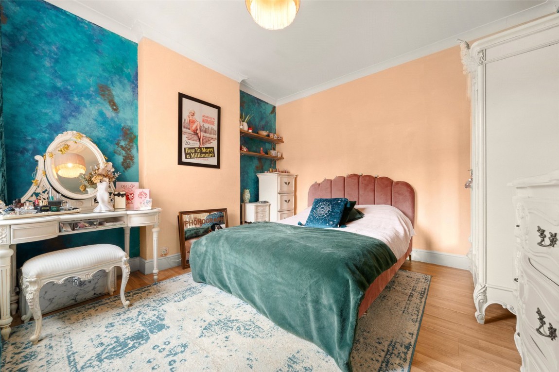 Images for College Town, Sandhurst, Berkshire