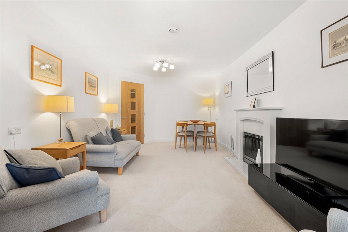 Images for Dukes Ride, Crowthorne, Berkshire