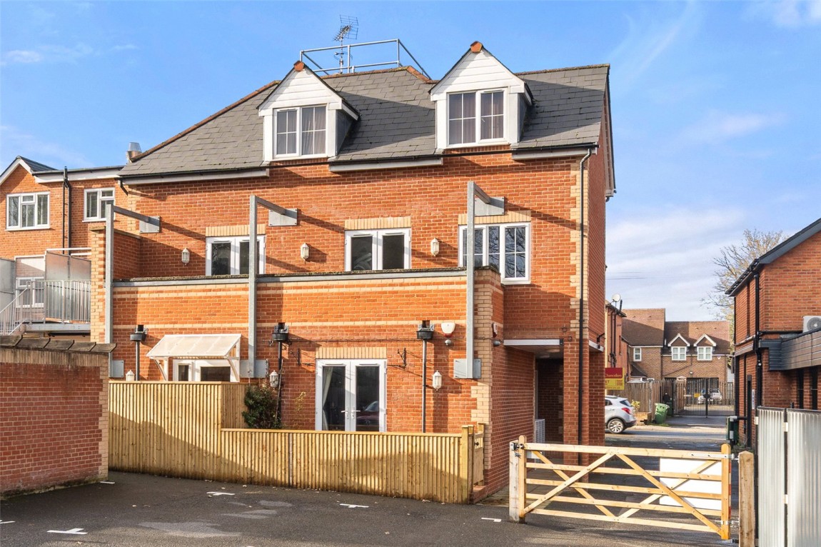 Images for Crowthorne, Berkshire