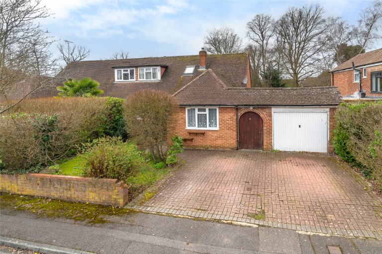 View Full Details for Crowthorne, Berkshire