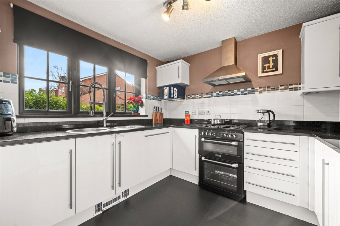 Images for Owlsmoor, Sandhurst, Berkshire