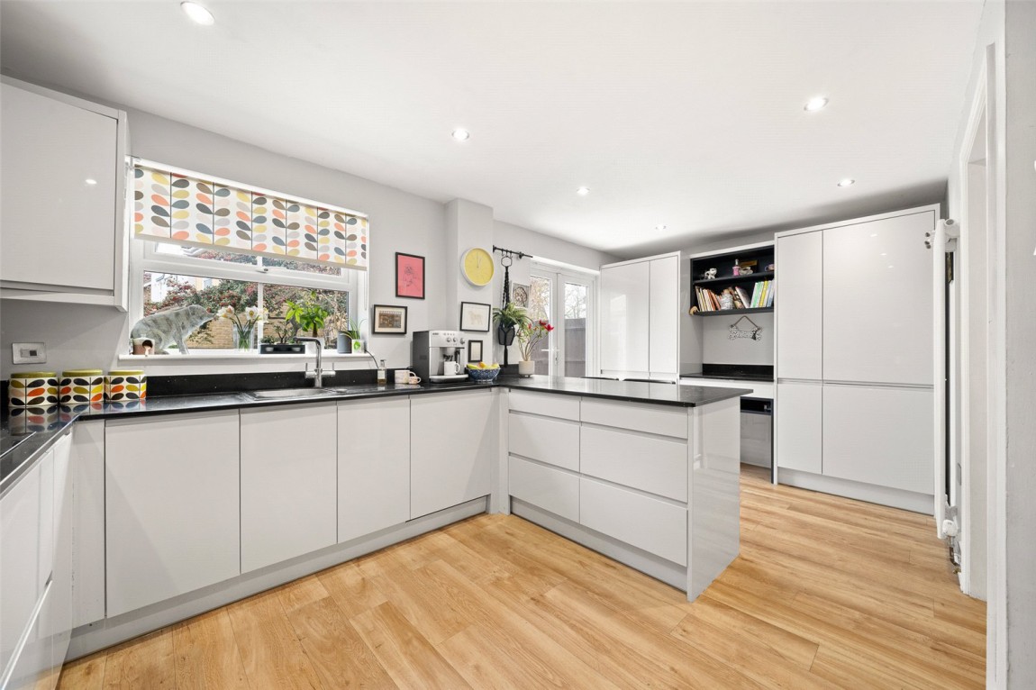 Images for Crowthorne, Berkshire