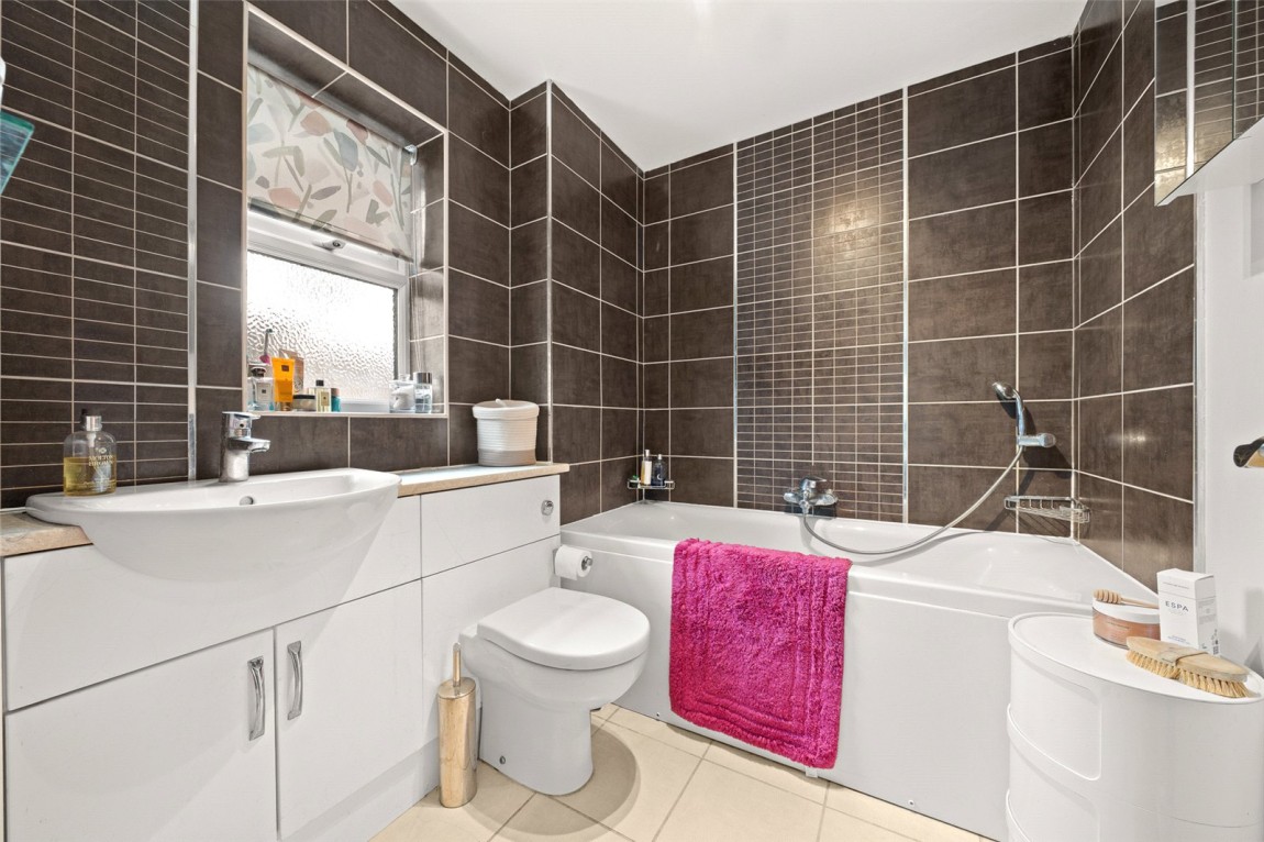 Images for Crowthorne, Berkshire