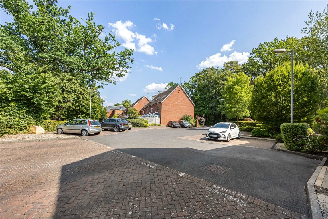Images for Crowthorne, Berkshire