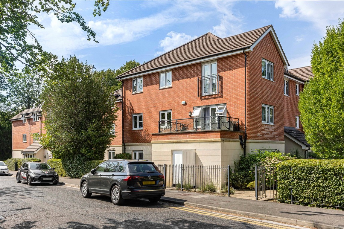 Images for Crowthorne, Berkshire