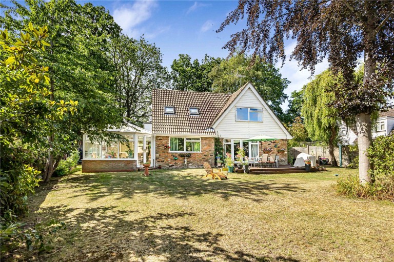 View Full Details for Crowthorne, Berkshire